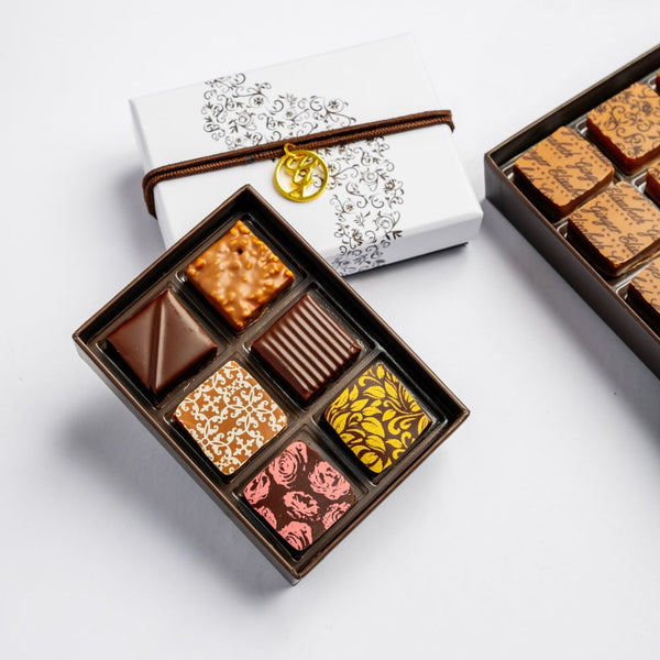 les bonbons様 Discover the art of Chocolate Bonbons| LES BONBONS