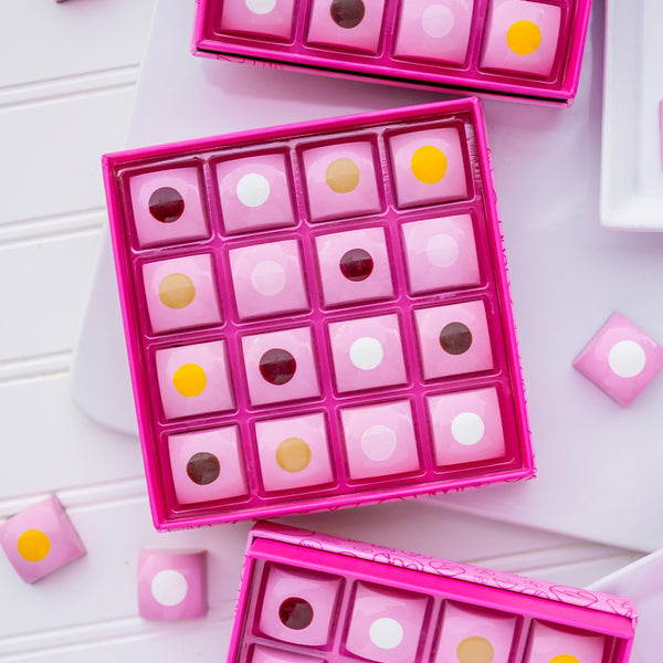 GingerElizabeth_LittlePinkBox_