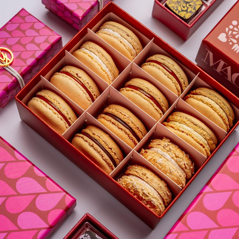 12 Piece Classic Valentine's Macaron Box